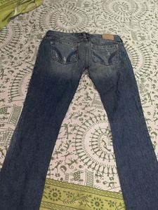 Damage Jeans