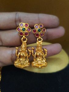 Gold Plated Lakshmi Necklace &amp; Earrings Set
