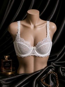 🇳🇿💫🎀Elegant White Lace Bra