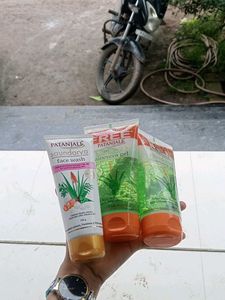 Patanjali Aloe Vera Gel &amp; Face Wash Combo