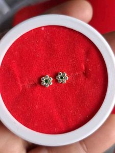 beautiful Flower desine Stud Earrings
