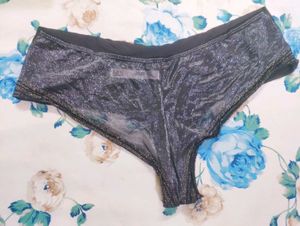 Victoria's Black Seamless Thong
