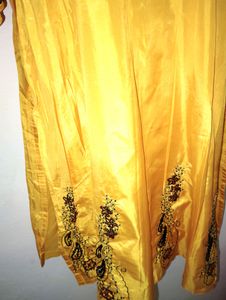 New Arractive Gold Yellow Set