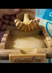 Ceramic decor piece with Notepad Holder