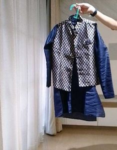 Blue Solid kurta Pyjama