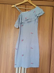 XS Size Single Hand  Modern Frock