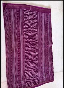 Magenta Chevron Print Cotton Linen Saree