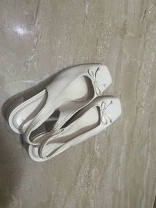 Ballet Sling back White Heels 𓍯𓂃
