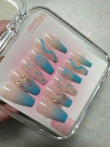 Press-On Nails - Blue Gradient Bow Design