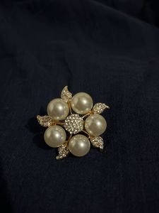Pearl Diamond Blossom Statement Ring – Elegant Flo