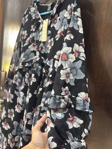 Chic Floral Print Mini Dress
