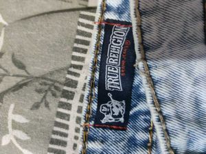 True Religion Jeans - Light Wash