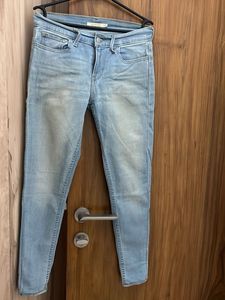 Levi's Light Wash Skinny Jeans