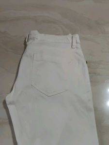 Classic White Slim Fit Jeans