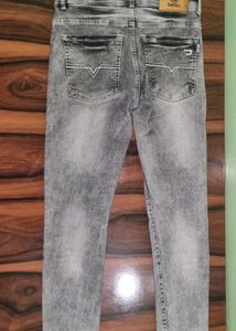 2 Jeans Combo Offer