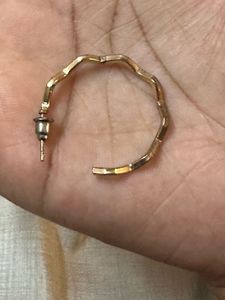✨💛🫶🏻Gold Tone Hoop Earrings🫶🏻💛✨