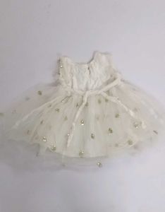 ✨✨Sparkly White Baby Dress📈✨✨