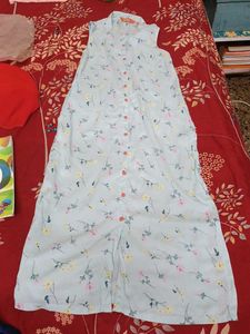 Floral Sleeveless Kurti