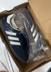 Adidas Samba OG ‘Night Navy Gum’