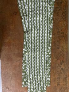 Green &amp; White Printed Kurta Set