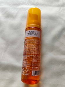 Dot &amp; Key Vitamin C Foaming Face Wash