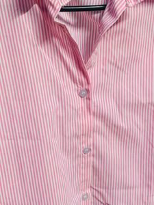 Chic Pink Striped Cropped Shirt