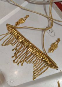 Elegant Gold Choker Necklace &amp; Earrings Set