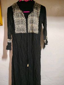 Black Embroidered Kurta