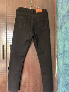 Classic Black Skinny Jeans