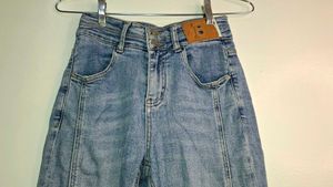 High-Waisted Front-Slit Panel Seam Flare Jeans