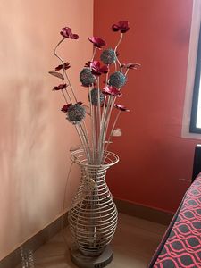 Stylish Show Piece