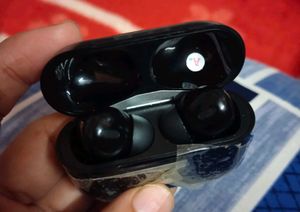 Black Earbud Case