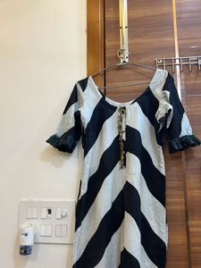 Stylish Black & White Striped Kurta