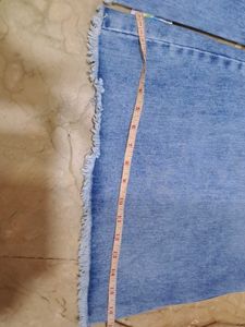 Jeans With Flare Bottoms