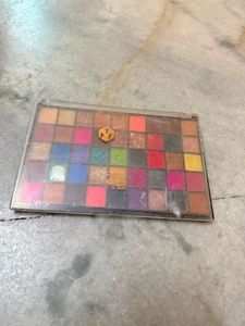 Versatile Eyeshadow Palette