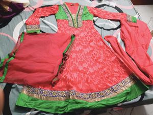Beautiful Ethnic Kurta Set with Dupatta