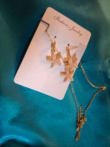 Starfish Necklace and Earrings Set