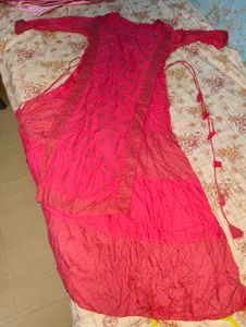 Vibrant Pink Embroidered Kurta🩷