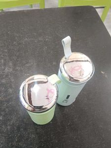 Stylish Vacuum Flask Set