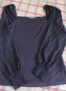 Black Square Neck Long Sleeve Top