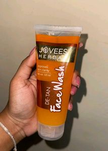 Jovees Herbal De-Tan Face Wash