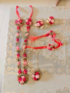 Floral Jewellery Set for Special Occasions
