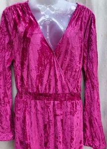 91812. Long pink jumper