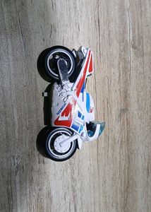 Honda VRF720R RC30