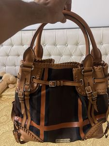 premium Burberry check tote hand bag for women