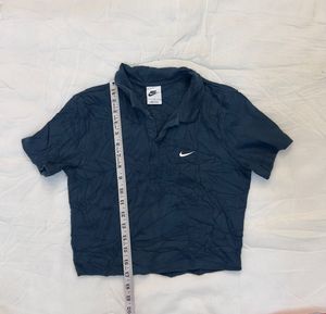 Nike women's cotton blend crop Top