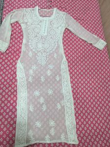 Elegant White Chikankari Kurta