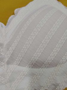 281 -- Stylish White Lace Trim Bra
