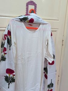White Floral Kurta Set with Palazzo