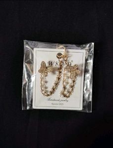 Sparkling Butterfly Chain Earrings